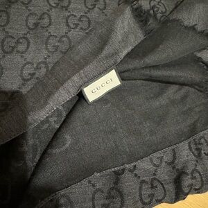 Gucci GG Jacquard Pattern Knitted Scarf